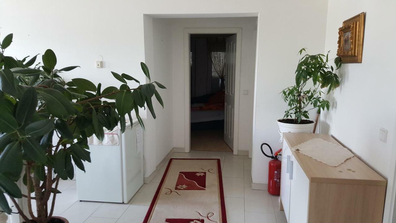 Appartement Leon'S Silberwald à Strasshof an der Nordbahn Extérieur photo
