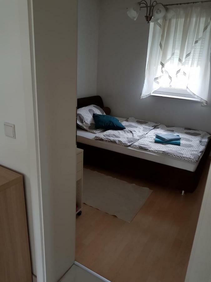 Appartement Leon'S Silberwald à Strasshof an der Nordbahn Extérieur photo